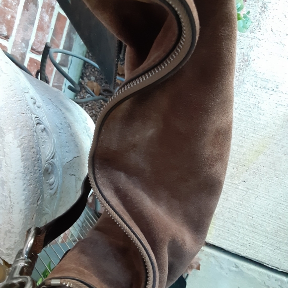 HOBO TYPE BAG BY MICHEAL KORS - Picture 3 of 6